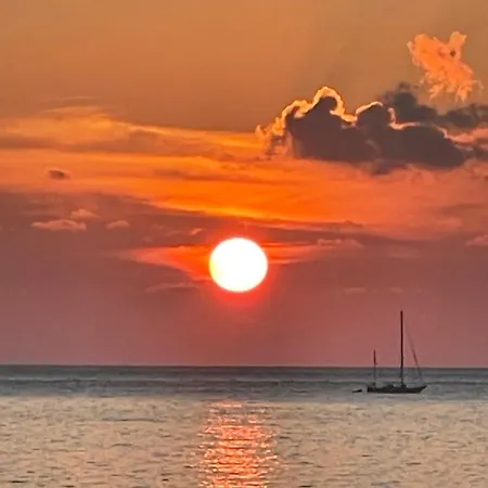 Apartamento Wave Shadows House Oceanfront - Floor *