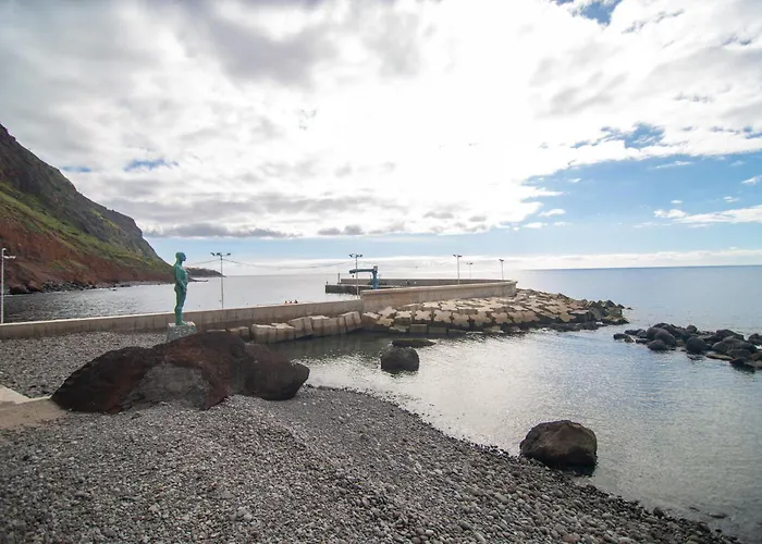 Wave Shadows House Oceanfront - Floor Paul do Mar (Madeira)