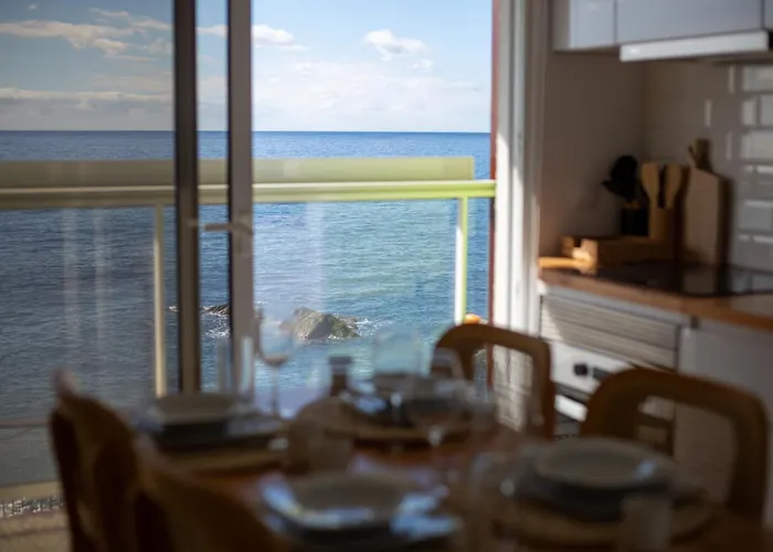 דירה Wave Shadows House Oceanfront - Floor