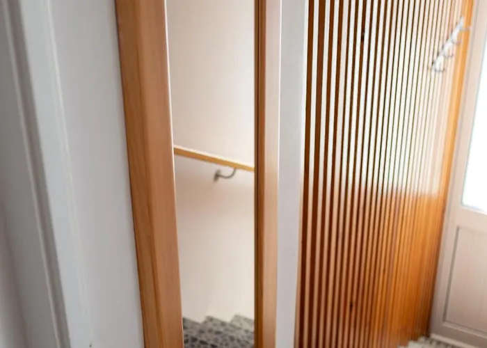 Wave Shadows House Oceanfront - Floor