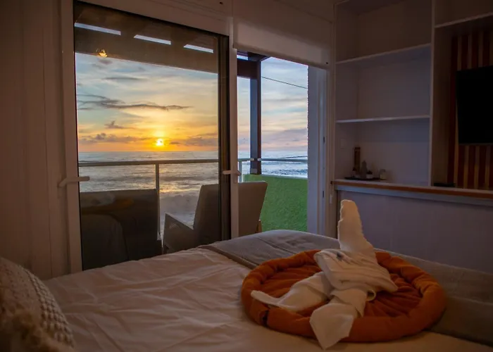 Wave Shadows House Oceanfront - Floor דירה